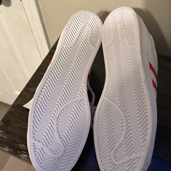 Shoes - Picture 2 of 4